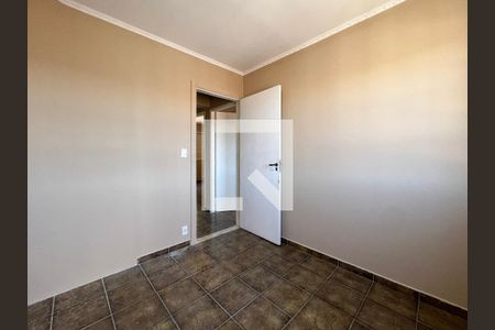 Quarto 1 de apartamento para alugar com 3 quartos, 69m² em Vila Santana, Campinas