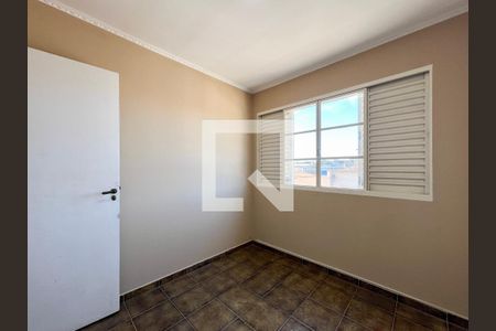 Quarto 1 de apartamento para alugar com 3 quartos, 69m² em Vila Santana, Campinas