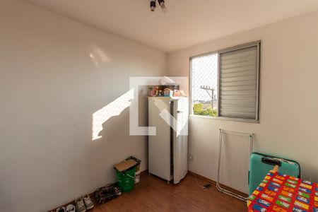 Quarto 1 de apartamento para alugar com 2 quartos, 45m² em Vila Raquel, São Paulo