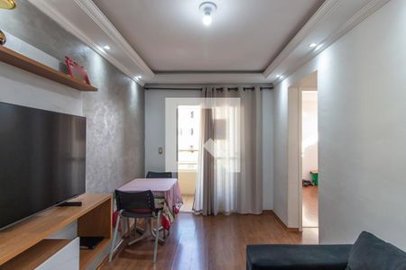 Sala de apartamento para alugar com 2 quartos, 45m² em Vila Raquel, São Paulo