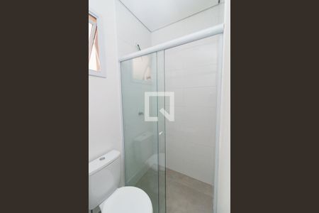 Banheiro de apartamento para alugar com 1 quarto, 51m² em Jardim Japao, São Paulo