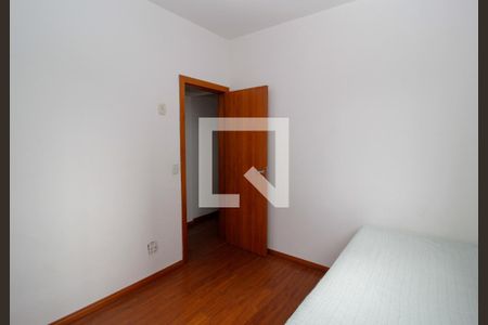 quarto 3 de apartamento para alugar com 3 quartos, 86m² em Estoril, Belo Horizonte