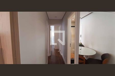 Corredor de apartamento à venda com 2 quartos, 62m² em Continental, Osasco