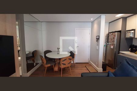 Sala de apartamento à venda com 2 quartos, 62m² em Continental, Osasco