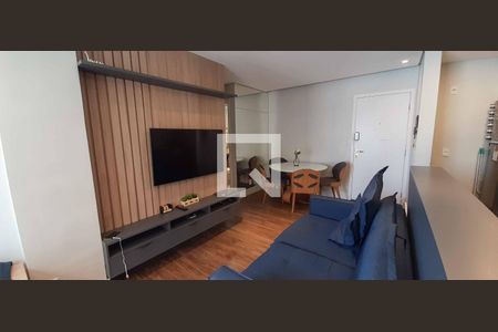 Sala de apartamento à venda com 2 quartos, 62m² em Continental, Osasco