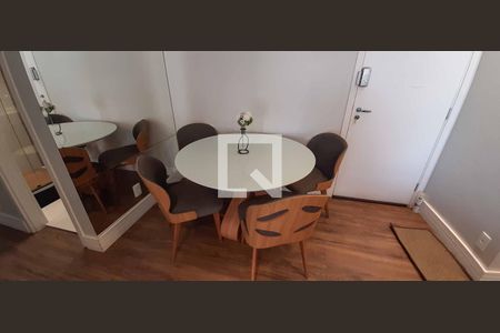 Sala de apartamento à venda com 2 quartos, 62m² em Continental, Osasco