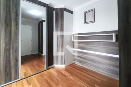 Suíte de apartamento para alugar com 2 quartos, 55m² em Xaxim, Curitiba