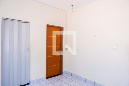 Sala de casa para alugar com 2 quartos, 60m² em Jardim Popular, São Paulo