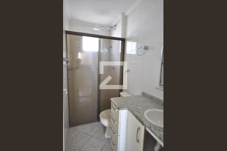 Banheiro de apartamento à venda com 2 quartos, 52m² em Parque Edu Chaves, São Paulo