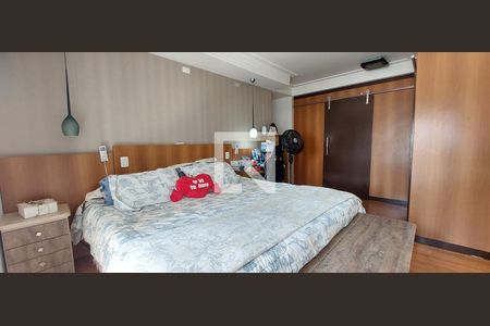 Apartamento à venda com 199m², 3 quartos e 3 vagas Apartamento à venda com 199m², 3 quartos e 3 vagasQuarto 3 suíte