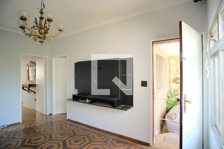 Sala de casa à venda com 5 quartos, 149m² em Vila Mafra, São Paulo