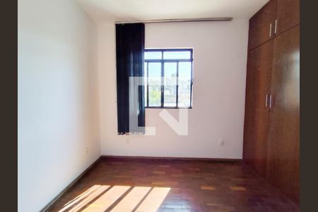 Quarto de apartamento à venda com 2 quartos, 48m² em Sagrada Família, Belo Horizonte