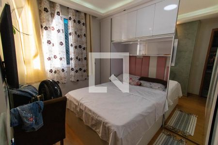 Quarto de apartamento para alugar com 2 quartos, 42m² em Vila Lage, São Gonçalo