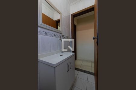 Lavabo de casa à venda com 5 quartos, 115m² em Jardim Ernestina, São Paulo