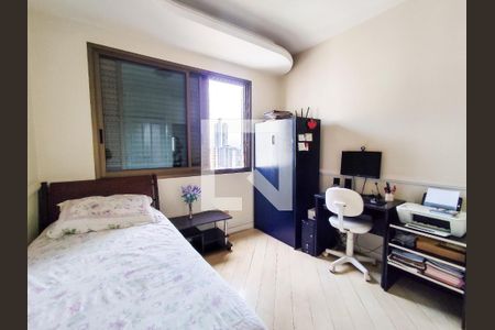 Apartamento à venda com 240m², 4 quartos e 3 vagas Apartamento à venda com 240m², 4 quartos e 3 vagasSuíte 4