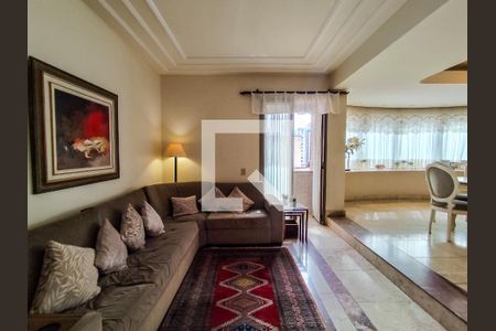 Apartamento à venda com 240m², 4 quartos e 3 vagas Apartamento à venda com 240m², 4 quartos e 3 vagasSala