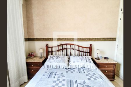 Apartamento à venda com 240m², 4 quartos e 3 vagas Apartamento à venda com 240m², 4 quartos e 3 vagasSuíte 3