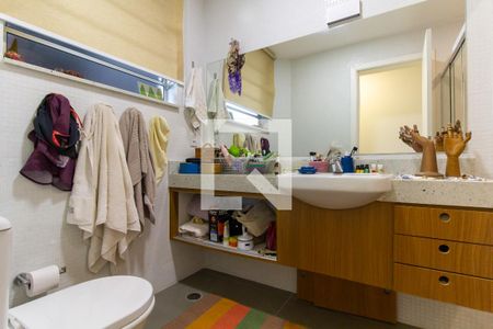 Banheiro de apartamento à venda com 1 quarto, 60m² em Barra Funda, São Paulo