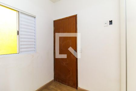 Quarto 1 de casa à venda com 3 quartos, 160m² em Jardim Casa Pintada, São Paulo