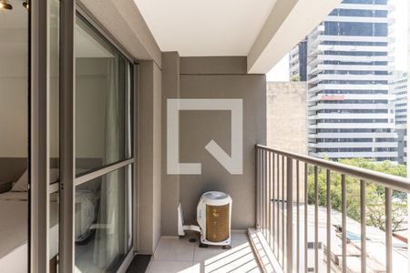 Varanda de kitnet/studio para alugar com 1 quarto, 24m² em Consolação, São Paulo