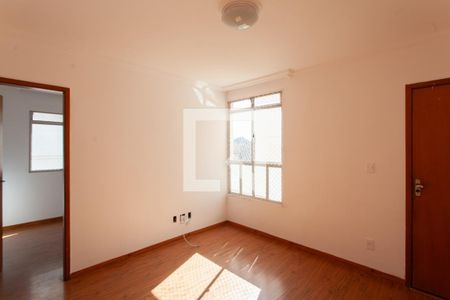 Sala de apartamento à venda com 2 quartos, 45m² em Venda Nova, Belo Horizonte