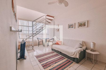 Sala de apartamento para alugar com 1 quarto, 55m² em Ondina, Salvador