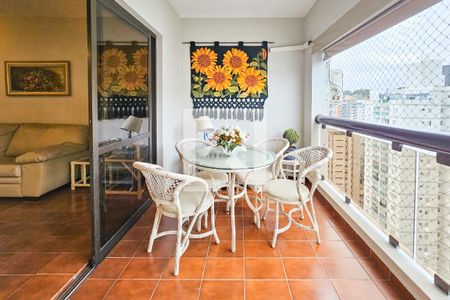 Varanda de apartamento para alugar com 3 quartos, 119m² em Barra Funda, Guarujá