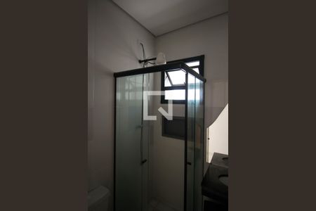 Banheiro de apartamento à venda com 1 quarto, 28m² em Quinta da Paineira, São Paulo
