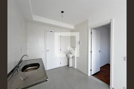 Cozinha de apartamento à venda com 1 quarto, 28m² em Vila das Belezas, São Paulo