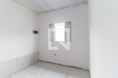 Quarto 2 de casa para alugar com 2 quartos, 120m² em Vila Lavinia, Mogi das Cruzes