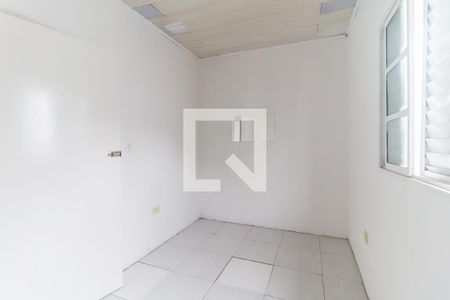 Quarto 1 de casa para alugar com 2 quartos, 120m² em Vila Lavinia, Mogi das Cruzes