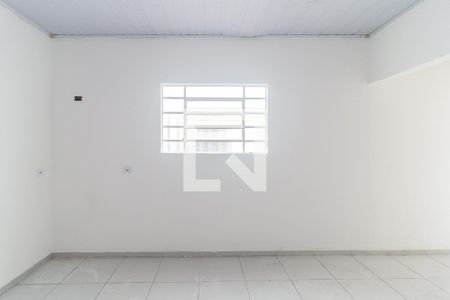 Sala de casa para alugar com 2 quartos, 120m² em Vila Lavinia, Mogi das Cruzes