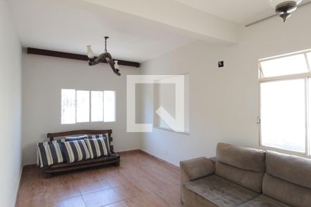 Sala de Estar de apartamento para alugar com 2 quartos, 90m² em Jardim Guanabara, Belo Horizonte