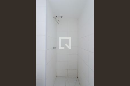 Banheiro de apartamento para alugar com 2 quartos, 32m² em Colônia (zona Leste), São Paulo