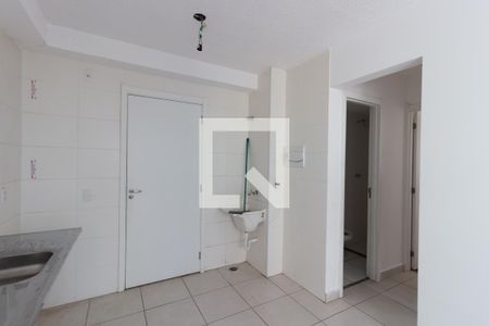 Sala/Cozinha de apartamento para alugar com 2 quartos, 32m² em Colônia (zona Leste), São Paulo