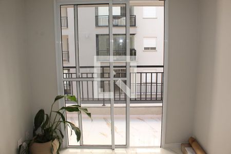 Sala de apartamento para alugar com 2 quartos, 57m² em Jardim Rebelato, Cotia