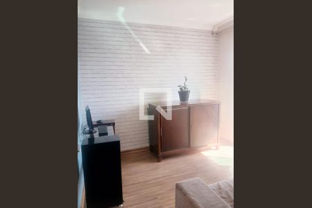 Sala de apartamento à venda com 3 quartos, 75m² em Cabral, Contagem