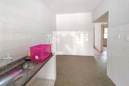 Casa à venda com 340m², 5 quartos e 3 vagas Casa à venda com 340m², 5 quartos e 3 vagasEdícula - Cozinha