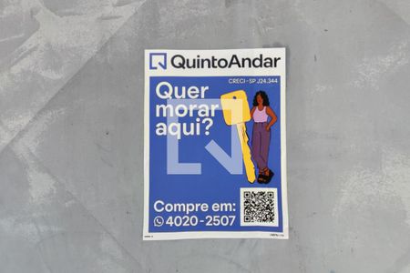 Casa à venda com 340m², 5 quartos e 3 vagas Casa à venda com 340m², 5 quartos e 3 vagasPLACA INSTALADA NA FACHADA