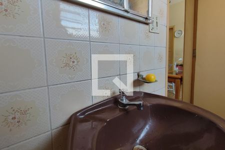 Casa à venda com 340m², 5 quartos e 3 vagas Casa à venda com 340m², 5 quartos e 3 vagasBanheiro