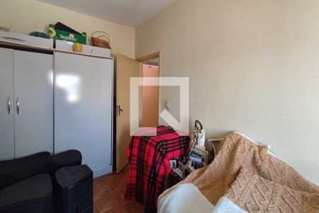 Casa à venda com 340m², 5 quartos e 3 vagas Casa à venda com 340m², 5 quartos e 3 vagasQuarto 3