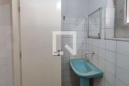 Casa à venda com 340m², 5 quartos e 3 vagas Casa à venda com 340m², 5 quartos e 3 vagasEdícula - Banheiro