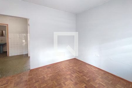 Casa à venda com 340m², 5 quartos e 3 vagas Casa à venda com 340m², 5 quartos e 3 vagasEdícula - Sala