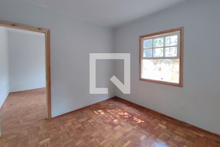 Casa à venda com 340m², 5 quartos e 3 vagas Casa à venda com 340m², 5 quartos e 3 vagasEdícula - Quarto