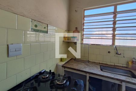 Casa à venda com 340m², 5 quartos e 3 vagas Casa à venda com 340m², 5 quartos e 3 vagasCozinha