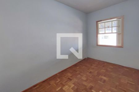 Casa à venda com 340m², 5 quartos e 3 vagas Casa à venda com 340m², 5 quartos e 3 vagasEdícula - Quarto 2