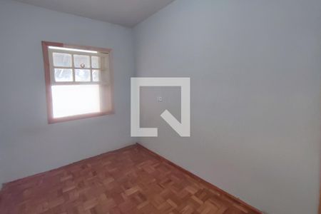 Casa à venda com 340m², 5 quartos e 3 vagas Casa à venda com 340m², 5 quartos e 3 vagasEdícula - Quarto 2