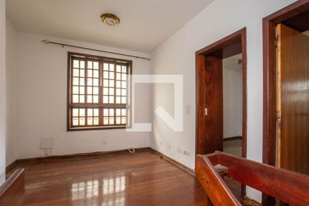 Mezanino de casa à venda com 4 quartos, 317m² em Jardim Barbosa, Guarulhos