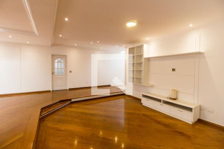 Sala de casa de condomínio para alugar com 5 quartos, 420m² em Alphaville, Santana de Parnaíba