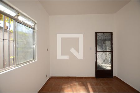 Sala de apartamento para alugar com 1 quarto, 20m² em Bento Ribeiro, Rio de Janeiro